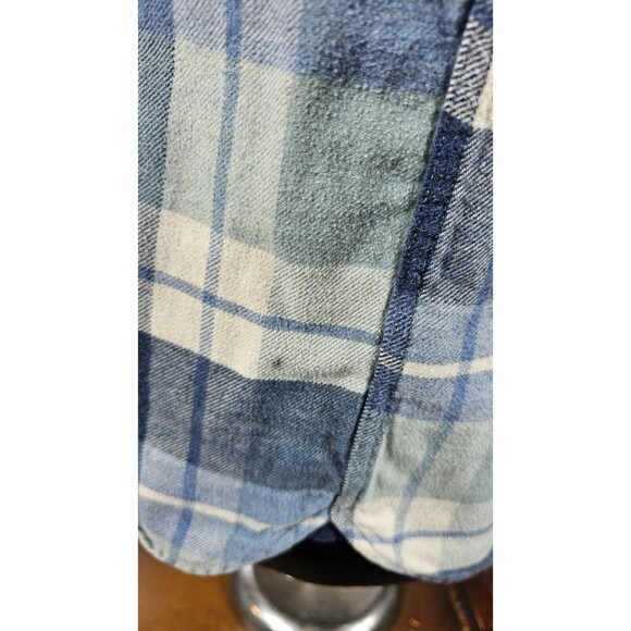 Pendleton Burnside Blue Plaid Flannel Button Front Shirt Men's SZ M FLAW - Picture 6 of 14